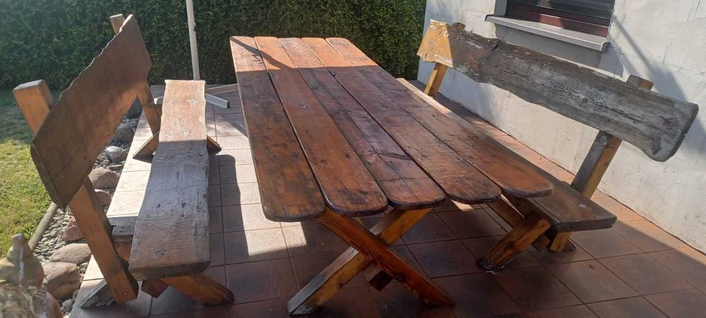 Zestaw mebli ogrodowych drewnianych