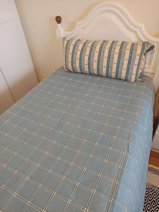 Colcha com almofadão