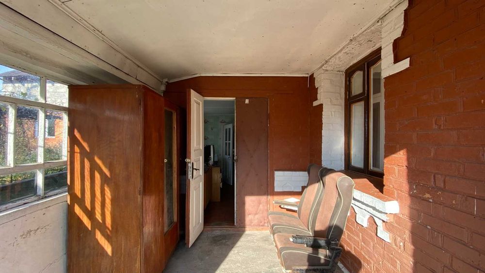 Продається будинок у центрі села Приборівка