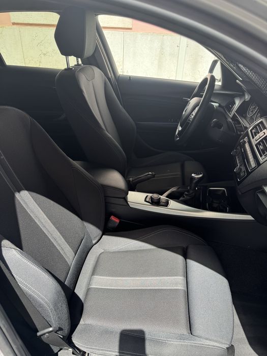 Viatura ligeira BMW SERIE 1 d EDynamics Line Sport