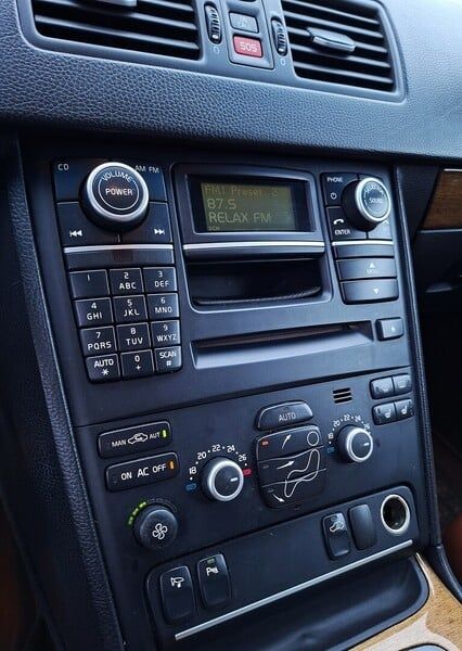 Продам Volvo XC90