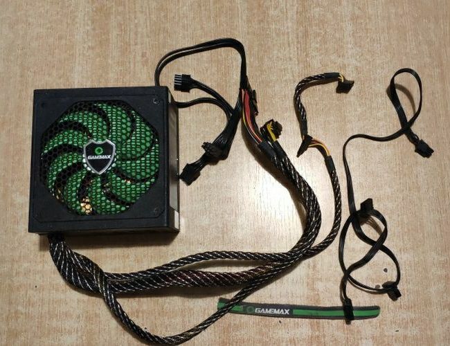 Блок живлення Gamemax 1050W (GM-1050 Modular)