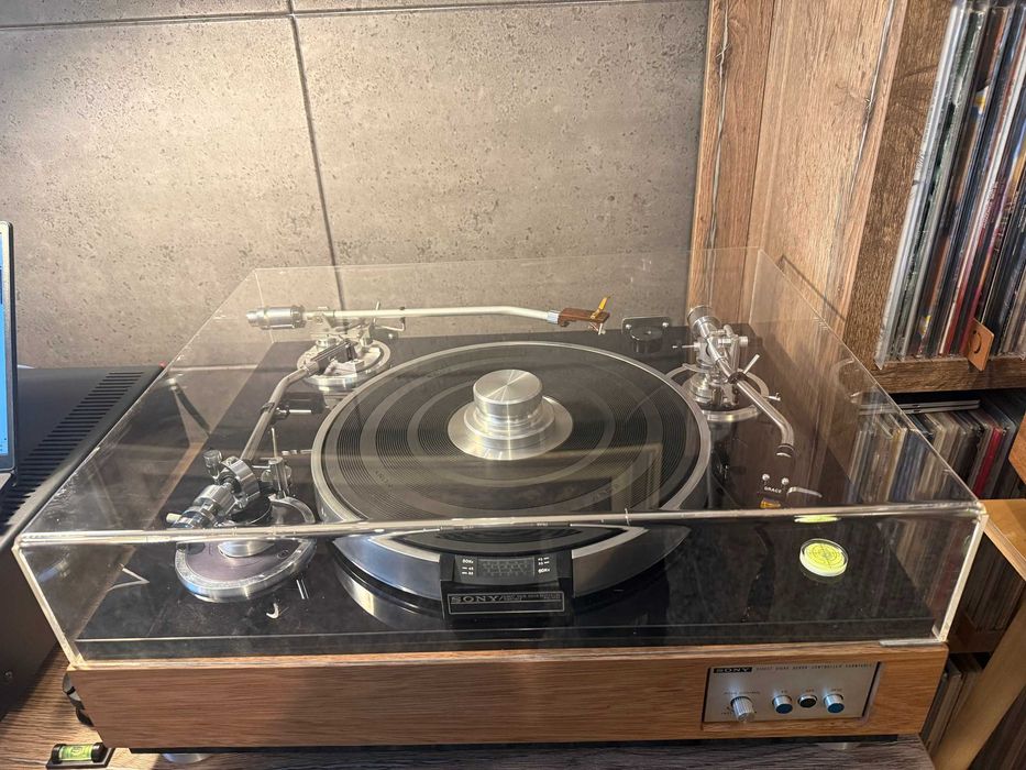 Gramofon wieloramienny