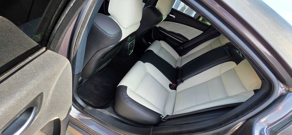 Charger Scatpack 6.4 bewypadkowy