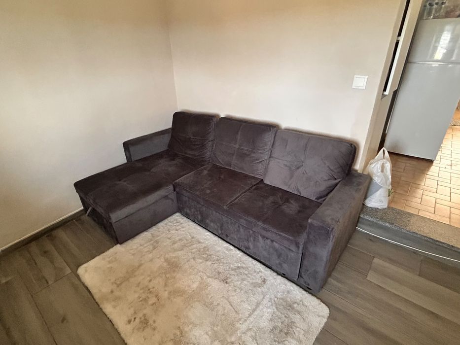Sofá cama com baú