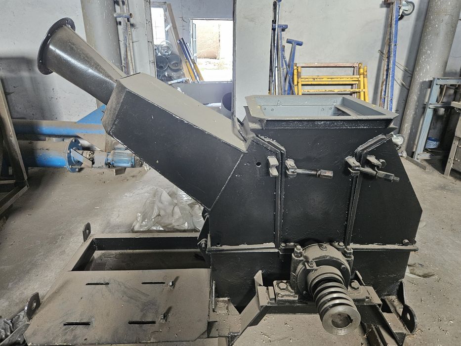 Подрібнювач молотковий [дробарка,млин,дку]