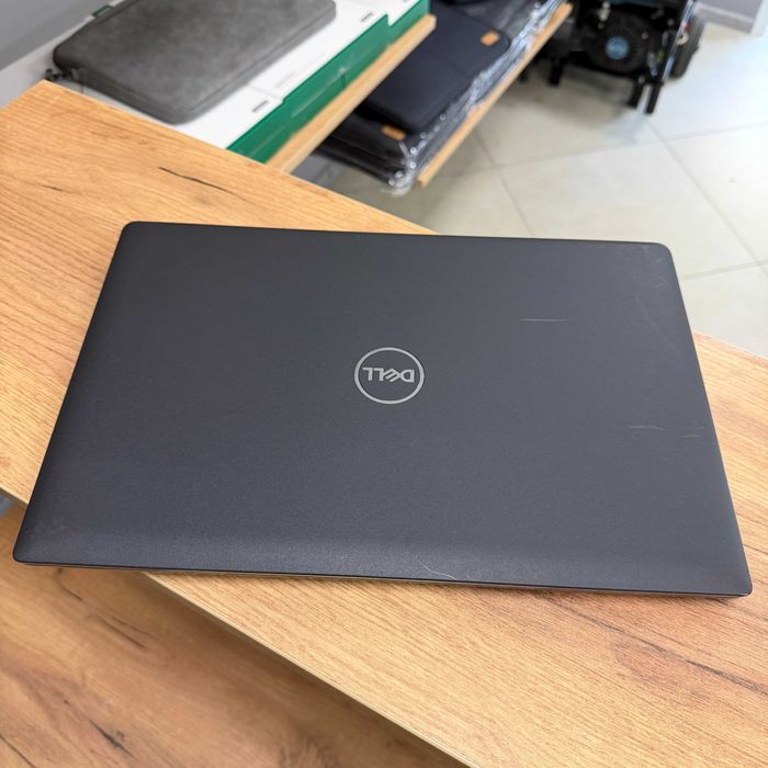 Ноутбук Dell Latitude 3520 - 15.6" HD/ Intel Core i5 1155G7 (4 ядра/ 8 потоків)/ Intel Iris Xe/ 8 GB/ 256 GB SSD
