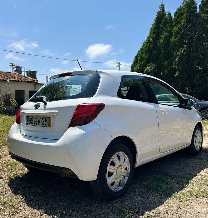 Toyota Yaris 1.4 D-4D 90cv-2016
