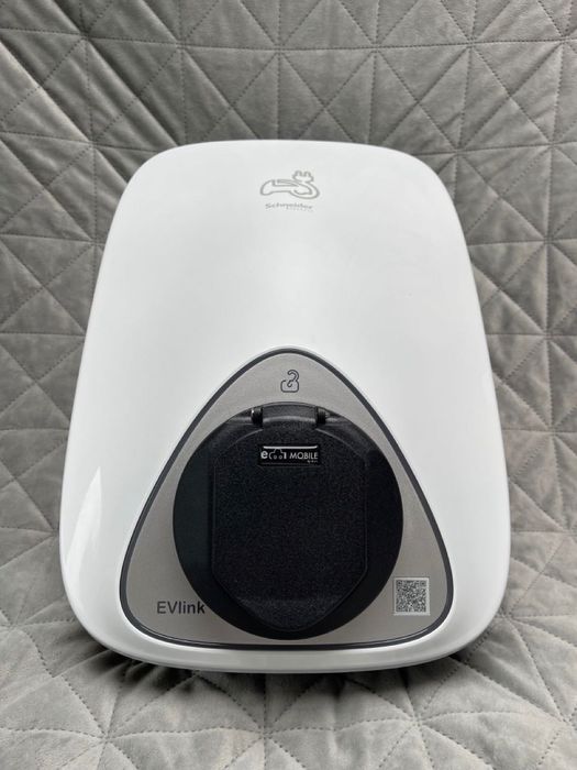 Зарядная станция Schneider Electric EVlink Home, Type2, 7,4 кВт (1x32A