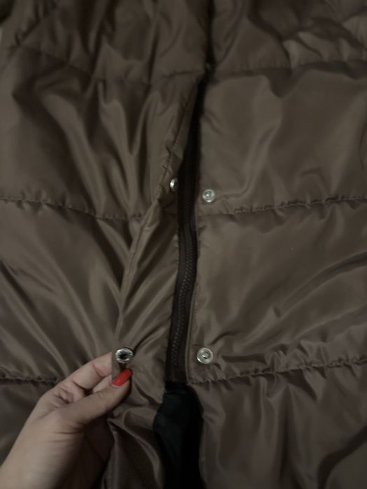 Продам зимову куртку в гарному стані