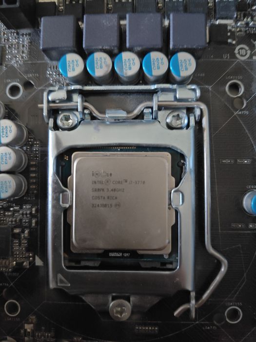 Intel i7 3770 + 16GB RAM + płyta główna H61M-DG3/USB3