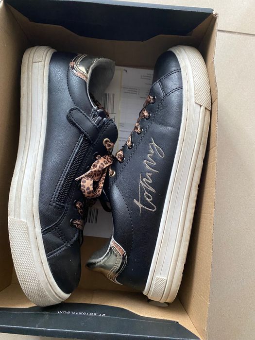 Sneakersy Tommy Hilfiger, roz. 37
