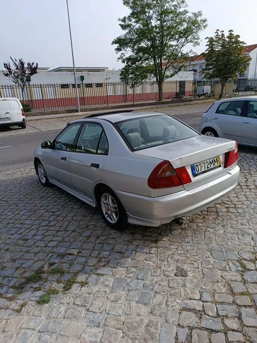 Mitsubishi Lancer 1.3 glx