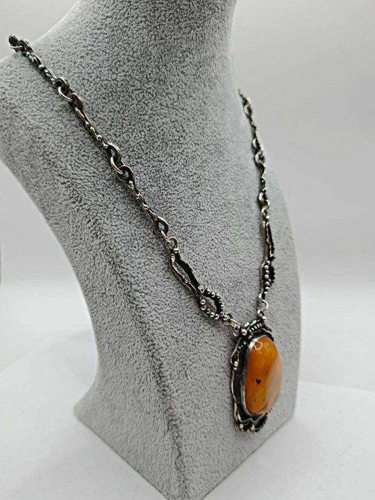 Srebrny naszyjnik z bursztynem vintage 57,54 g