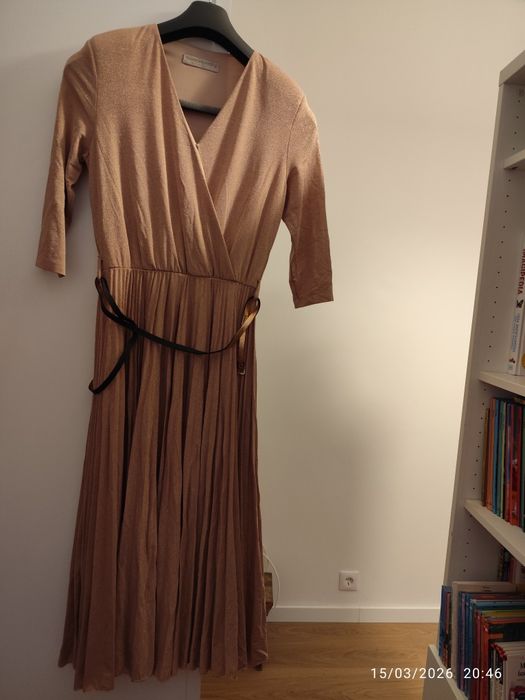 Vestido rosa brilhante L