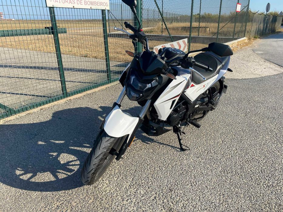 SYM NH-X 125 de 2020