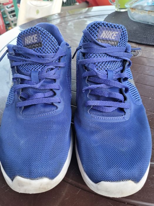 Nike ЛІТО вентиляція revolution 3