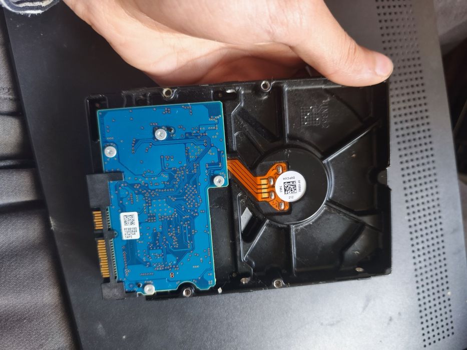 Disco HDD Interno TOSHIBA HDWD110UZSVA (1 TB - SATA - 7200 RPM)