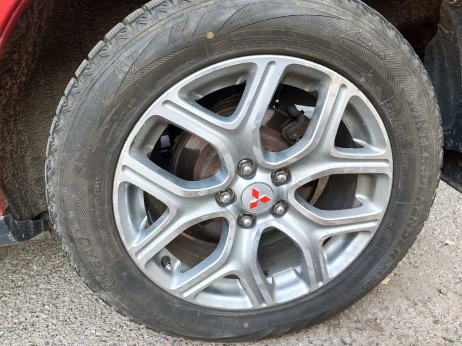 Mitsubishi outlander XL
