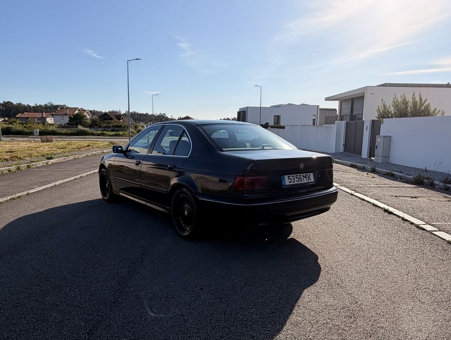 BMW E39 523 i 170 cv