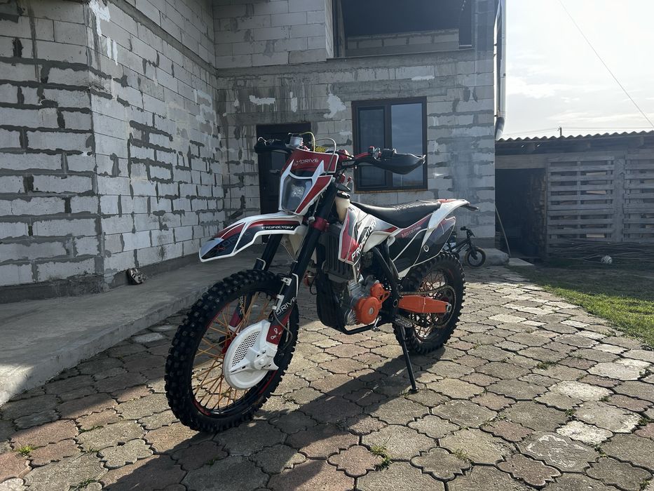 Мотоцикл EXDRIVE