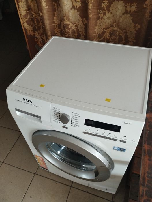 Пральна машина AEG 8кг.