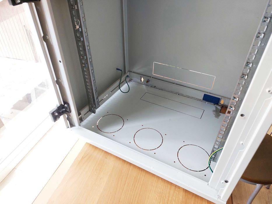 Szafa rack TRITON 63 x 60 x 50 cm