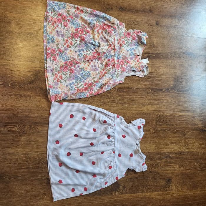 2 bawełniane sukienki truskawki,kwiatki h&m 86