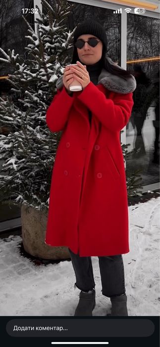 Пальто з вовни ,комір з кролика