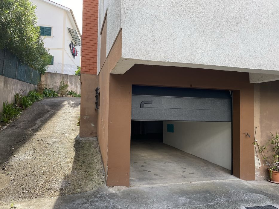 Arrenda-se T2 renovado no Vidigal