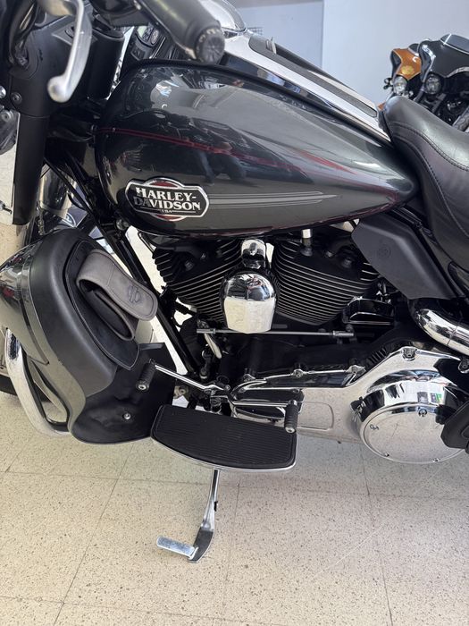 Harley Davidson ultra glide 1600