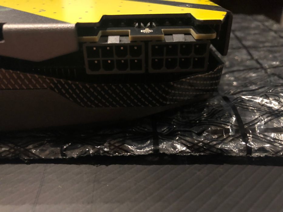 GTX 1080 Zotac 8GB VRAM + Przejściówki do Zasilacza