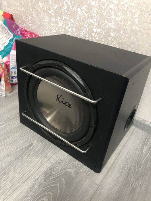 Продам сабвуфер Kicx