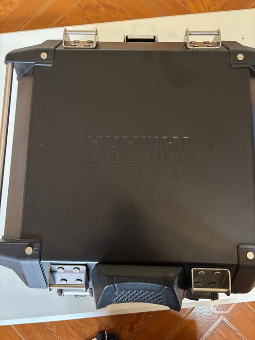 Top case Yamaha.