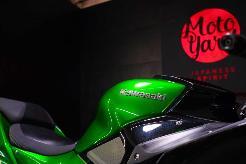 Kawasaki ninja H2-SX SE із Японії