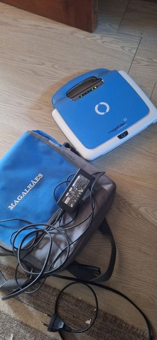 Portátil Magalhães – Com Carregador e Bolsa Original