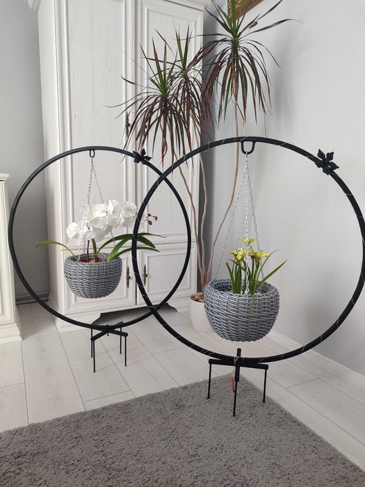 Кільця для кашпо,опора для квітів,декор для саду, металеві конструкції