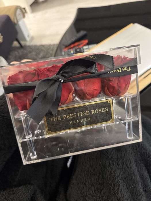 Caixa de rosas naturais