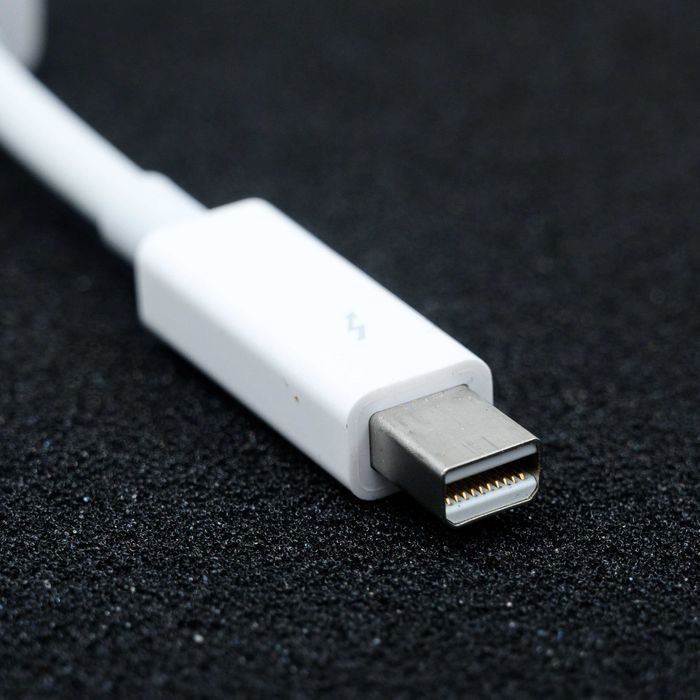Адаптер Apple Thunderbolt to Gigabit Ethernet A1433 MD463ZM/A LAN