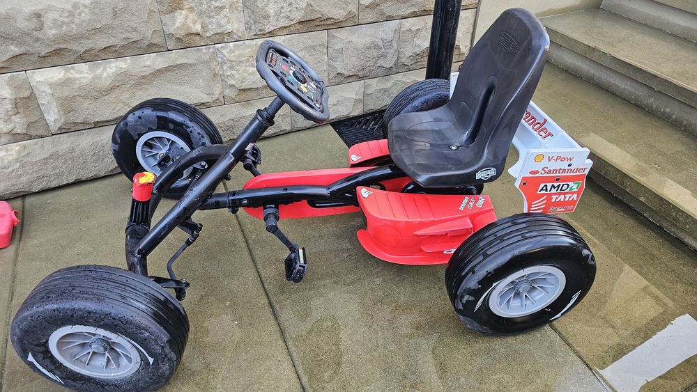 Веломобіль  Berg Ferrari F150 Italia pedal go-kart (F1) BFR
Веломобіль Berg Ferrari F150 Italia pedal go-kart (F1) BFR