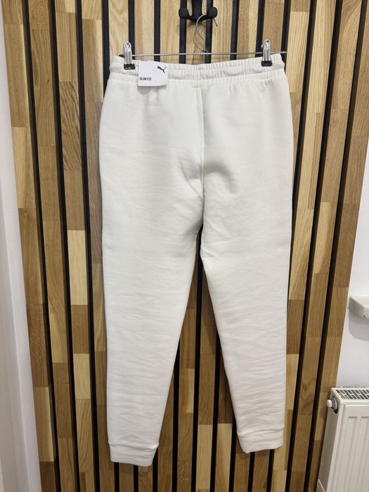 Жіночий костюм PUMA розмір S