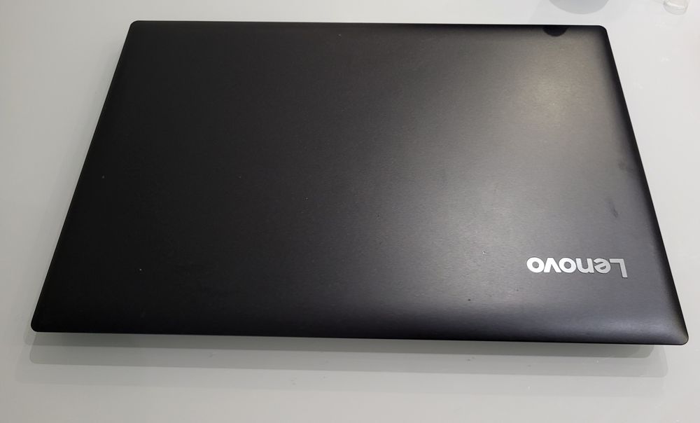 Lenovo ideapad 320 15AST