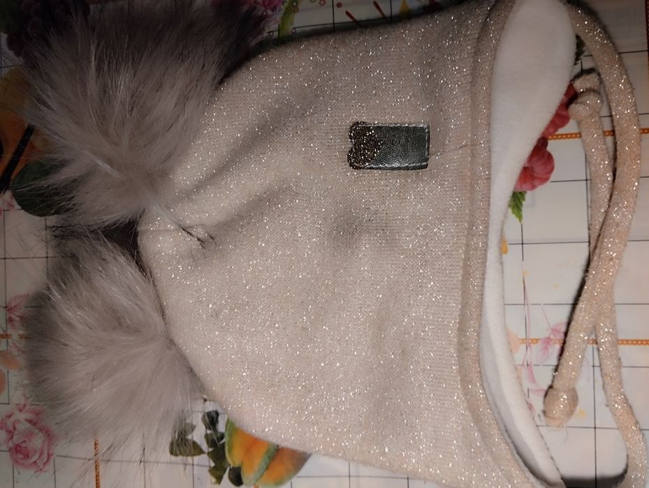 Шапка для дівчаток 4-5 років