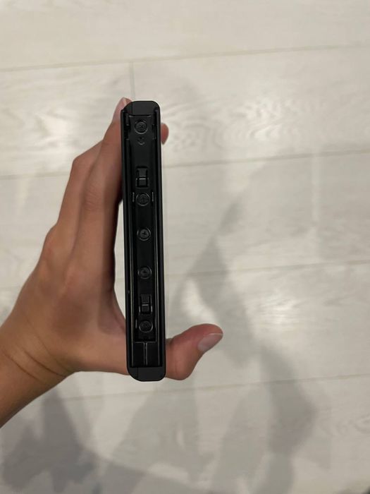 Портативна ігрова приставка Nintendo Switch with Neon Blue and Neon Red Joy-Con (045496452629)