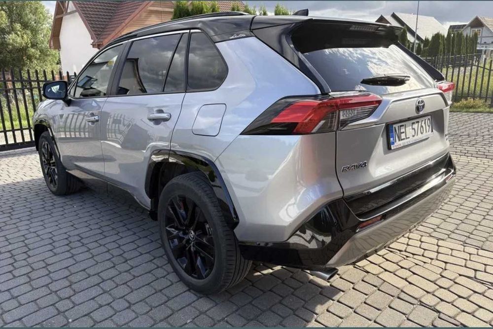 toyota rav4 hybryda, wersja selection