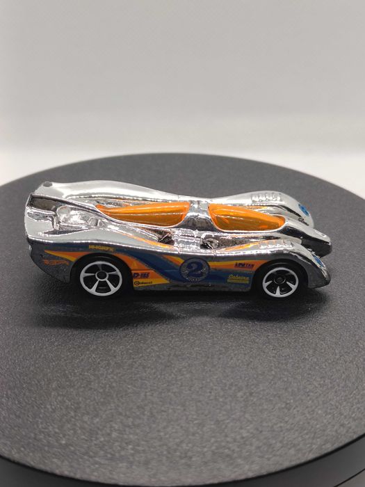 Машинка Hot Wheels Power Piston Chrome, 2014