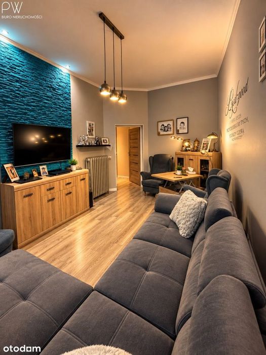 59,2 M2 | Parter Kamienicy | 3,5 M Wysokości | 15