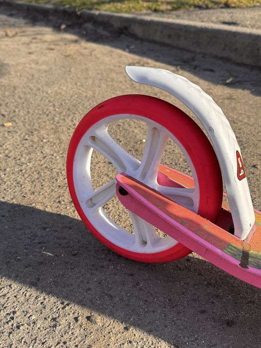 Самокат для девочки 1200грн