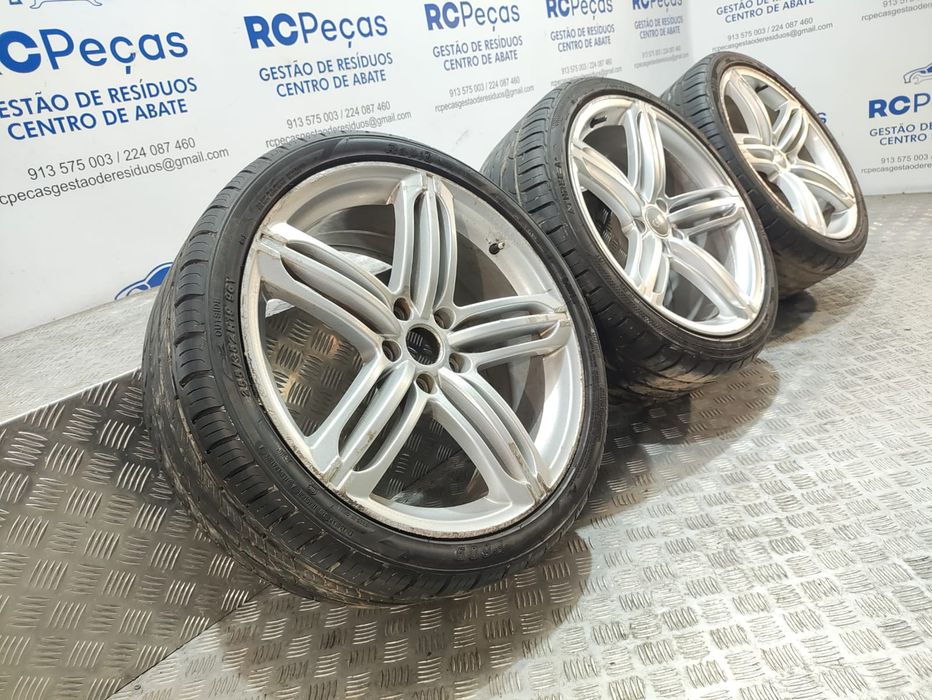 Conjunto de Jantes 19 Originais S-Line SLine Audi A5 8T S5 RS05 9J