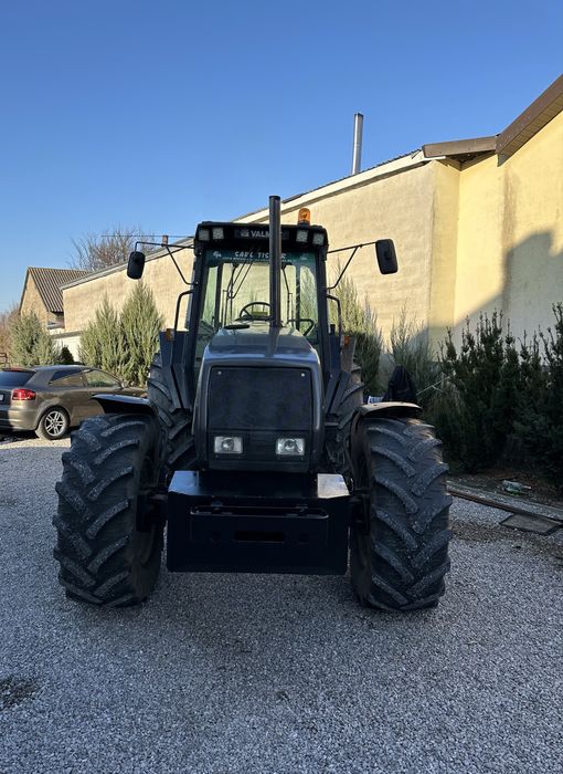 Ciaknik Valtra 8300 ,1992 rok ,140KM
